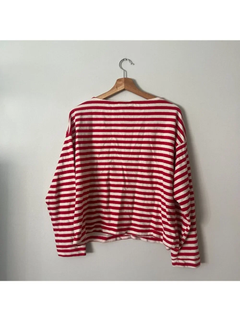 Universal Thread Red & White Stripe Boat Neck Long Sleeve Shirt Women's Size L - Picture 6 of 9